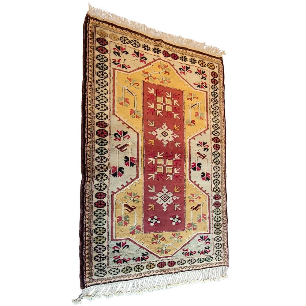 Milas Hand-Woven 135x97 Rug MDH1014
