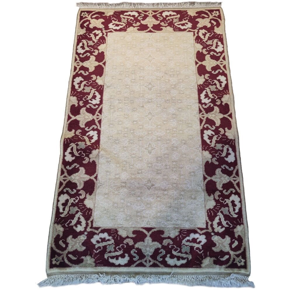 Usak Hand-Woven 134x83 Rug MDH1017