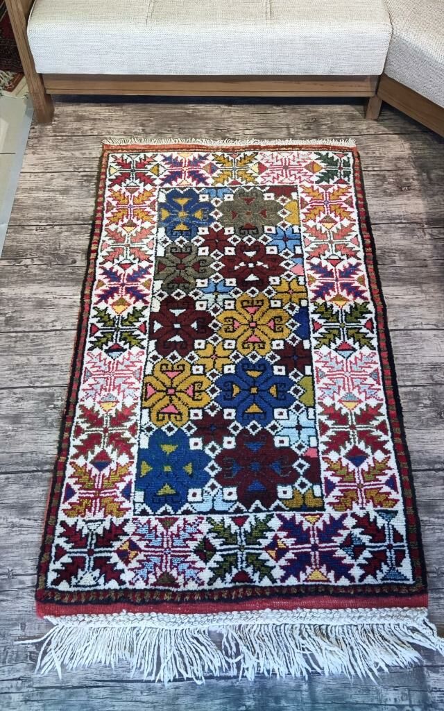 Ayvacik Hand-Woven 137x86 Rug MDH1019