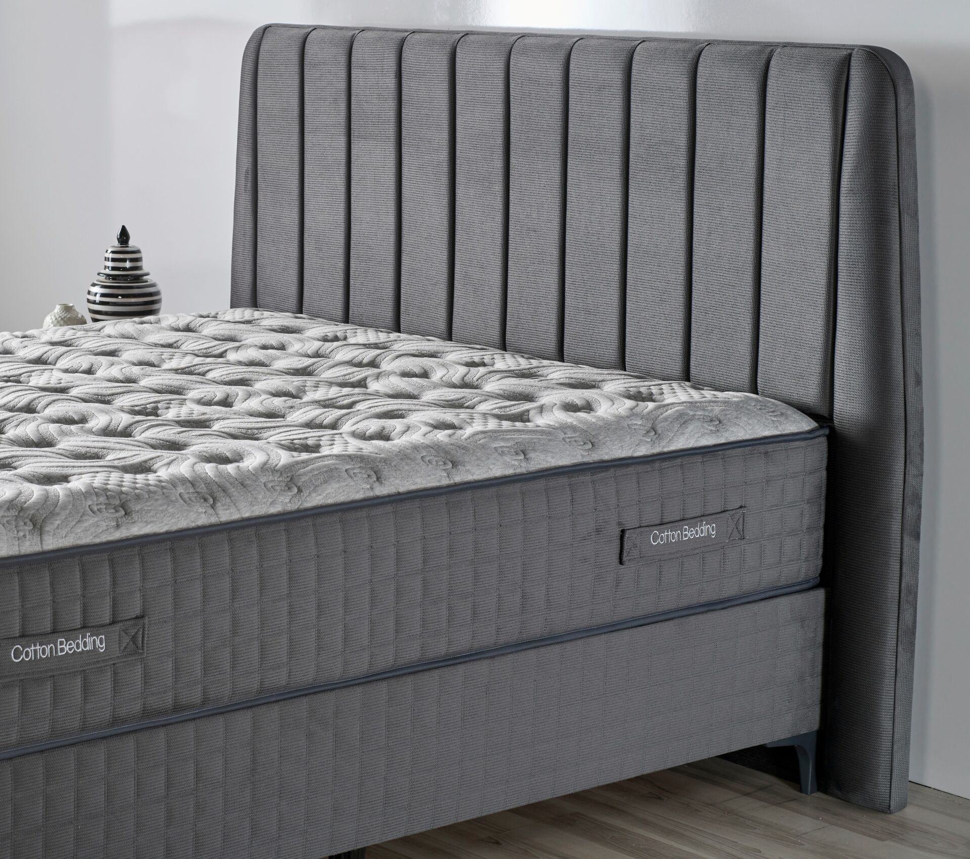 Viscotton 140 x 200 Çift Kişilik Yatak, Baza, Başlık Seti CB3303