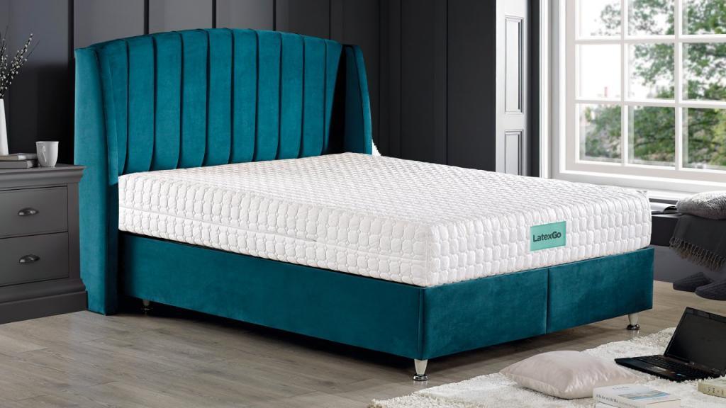 MD Vigo 140x190 Mattress, Divan base, Headboard Set KG1070