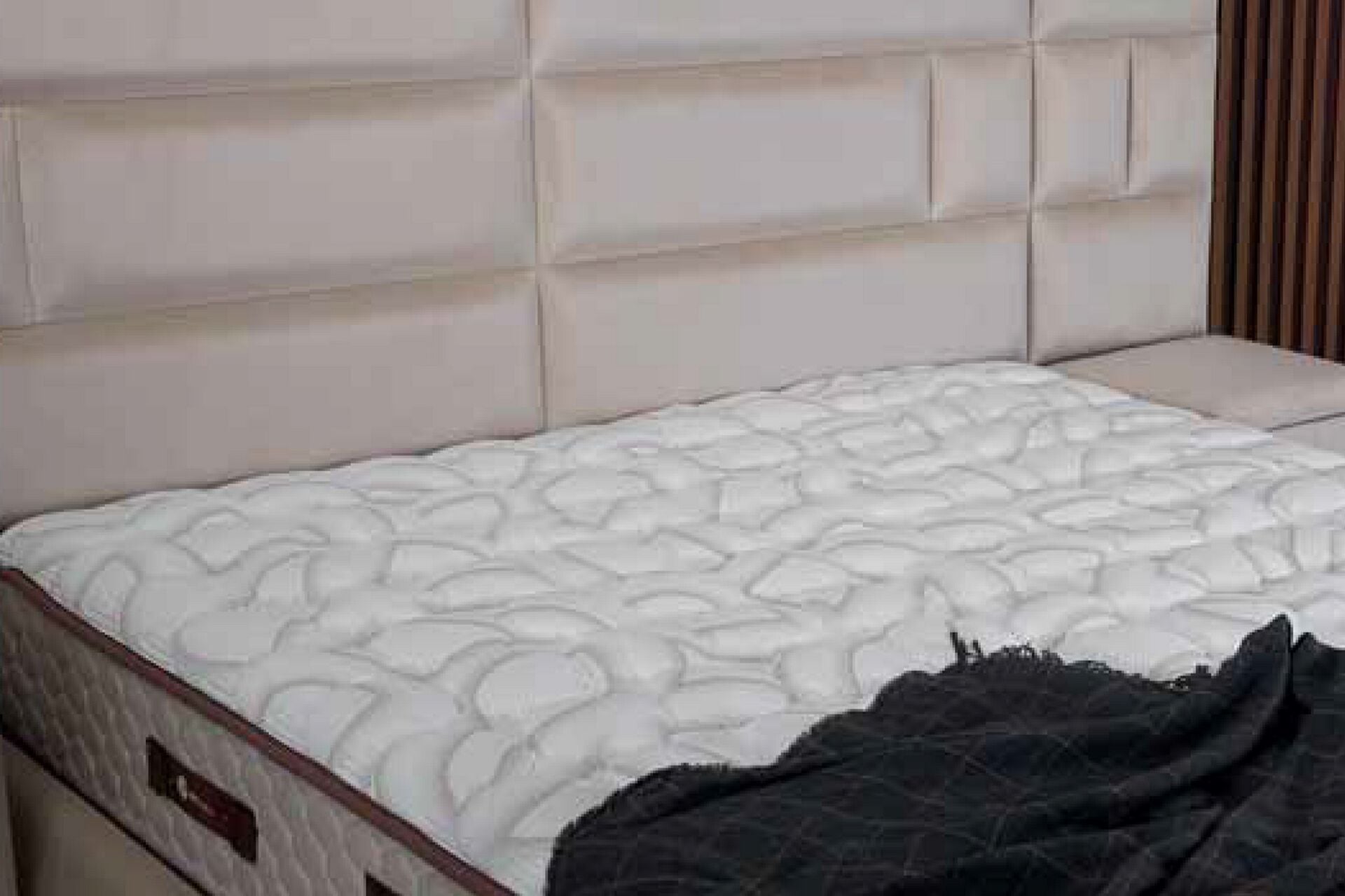 Latex 160x200 Double Mattress, Divan Base & Headboard Set PV1415