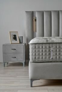 Cold Effect 200 x 200 Çift Kişilik Yatak, Baza, Başlık Seti CB3301