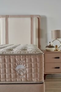 Valentino 140 x 200 Çift Kişilik Yatak, Baza, Başlık Seti CB3302