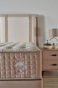 Valentino 200 x 200 Çift Kişilik Yatak, Baza, Başlık Seti CB3302