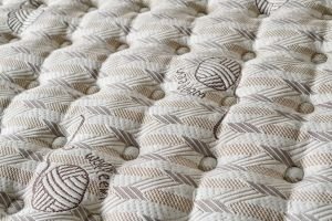 Gusto Krem 150 x 200 Çift Kişilik Yatak, Baza, Başlık Seti CB3304
