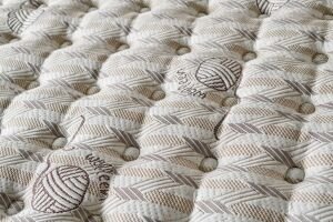 Gusto Krem 200 x 200 Çift Kişilik Yatak, Baza, Başlık Seti CB3304