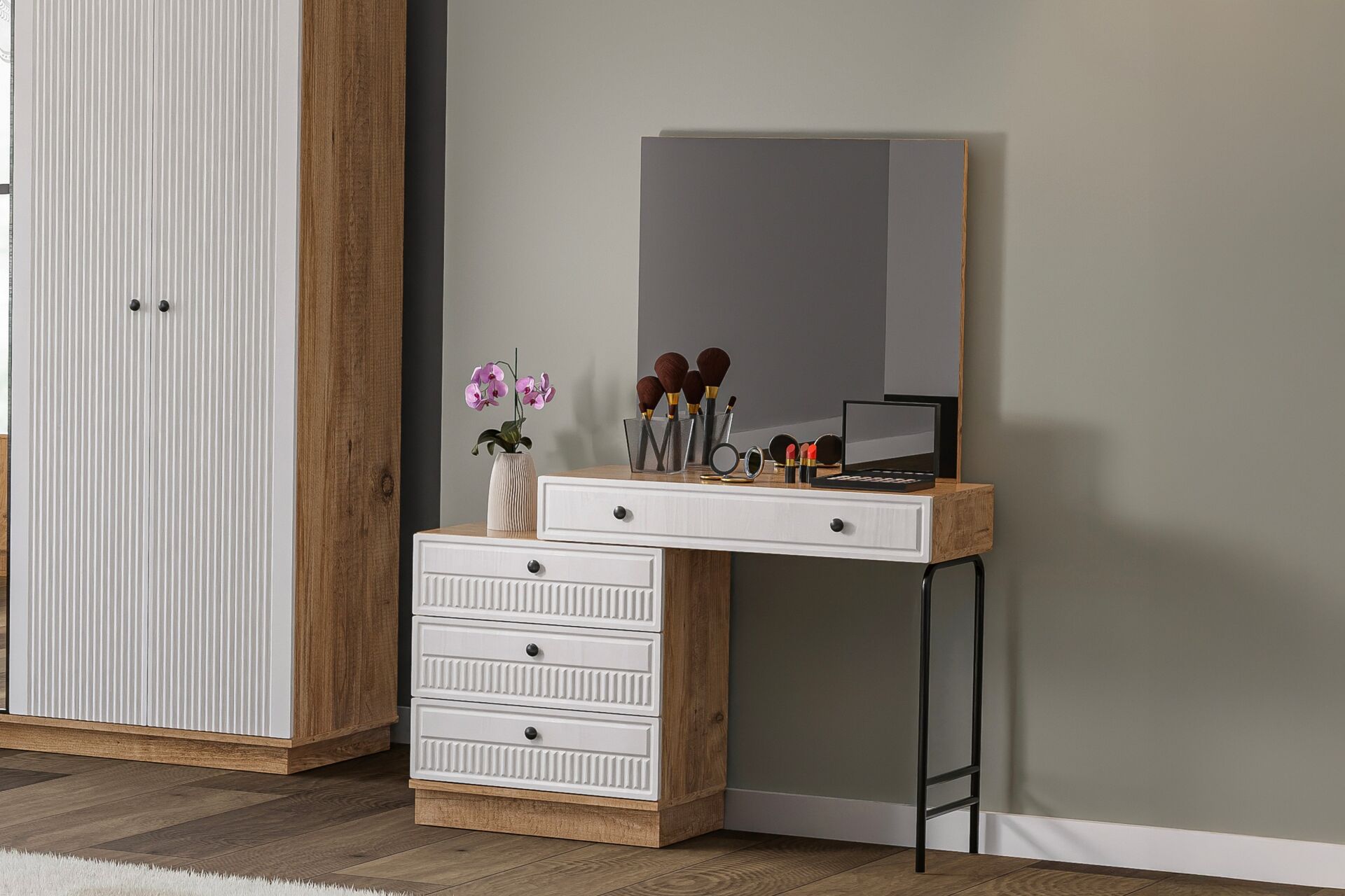 Defne Bedroom Set 100% MDF - Atlantic Pine / White TN0156