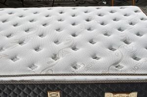 Gold Pedli 150X200 Çift Kişilik Yatak EY2109