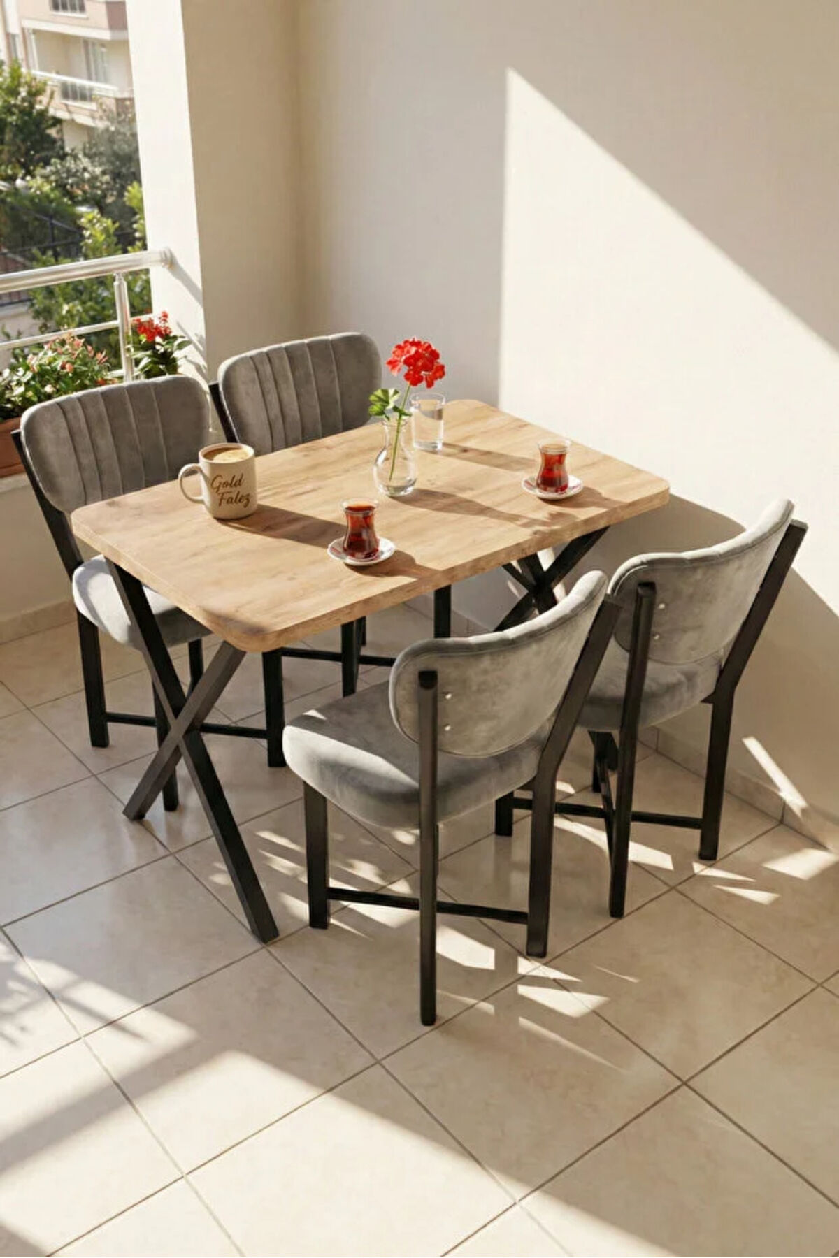 4-Piece Chair Baby Face Fabric Metal Legged Modern Kitchen Chair Cafe Balcony Office Elma