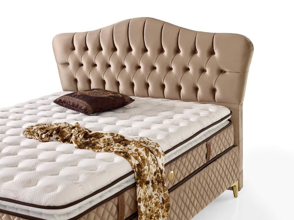 MD Monza 140x190 Double Divan Base and Headboard Set GM1162