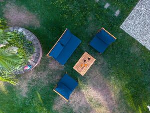 Lilyum Ahşap Oturma Grubu ROY006