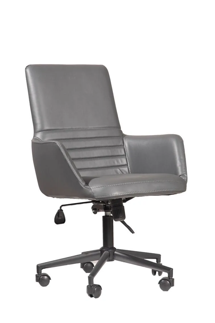 Strip Staff Chair