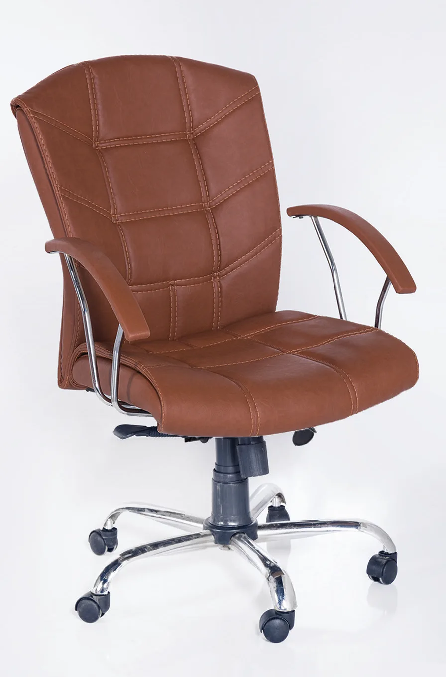 Beta Staff Chair